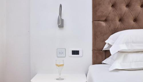 Standard Twin or Double Room Inland View