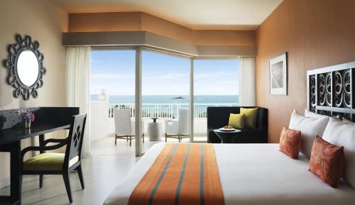Deluxe Garden Terrace Twin Bed