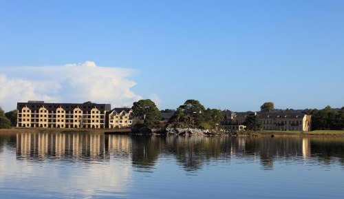 Double or Twin Room with Lake View