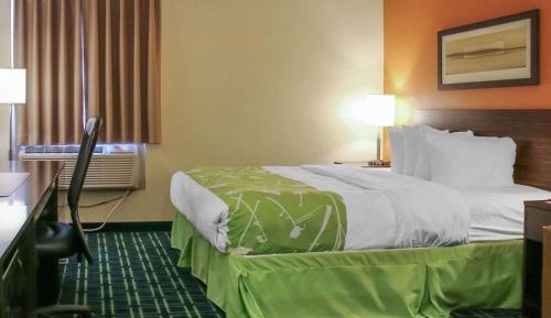 King Room - Non-Smoking