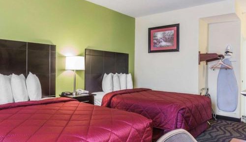 Queen Room with Two Queen Beds - Non-Smoking