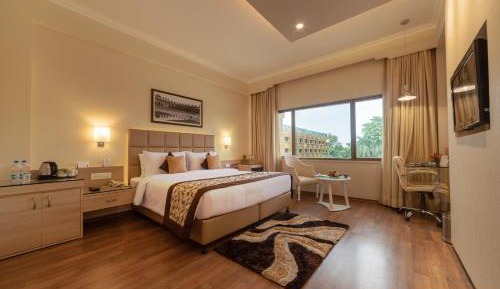 Premium Room with 20% discount on food