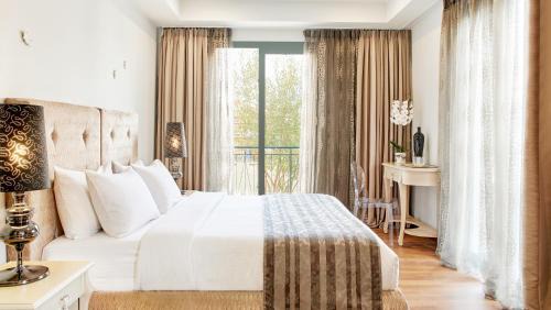 Deluxe One-Bedroom Suite