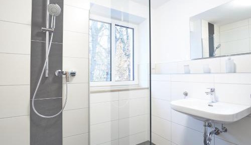 Large Single Room