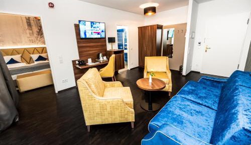 Two-Room Junior Suite with Balcony