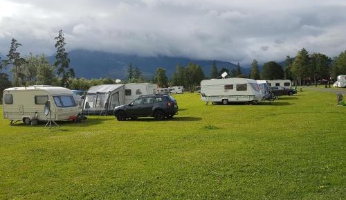 Caravan Place