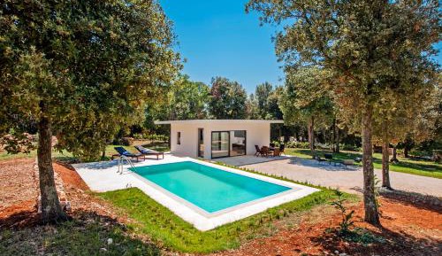 One-Bedroom Villa