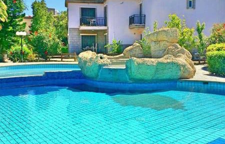Villa - Beach Front