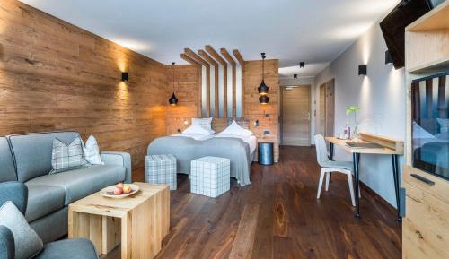 Deluxe Junior Suite