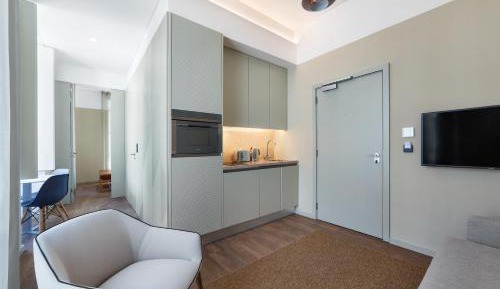 One-Bedroom Apartment (4 Adults)