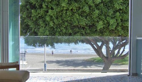 Villa - Beach Front