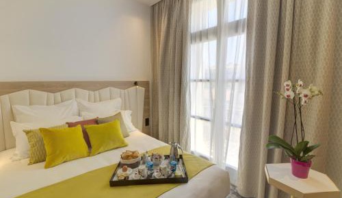 Prestige Queen Room
