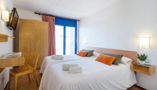 Double or Twin Room with Terrace