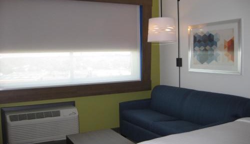 Queen Suite with Two Queen Beds