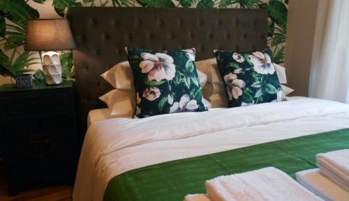 Double Room with Shared Bathroom
