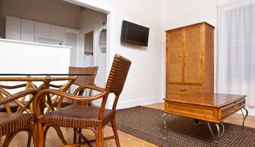 Two-Bedroom Suite (Arch House)
