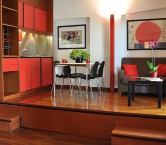 One-Bedroom Apartment (2 Adults + 2 Children)