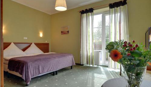 Triple Room with Balcony