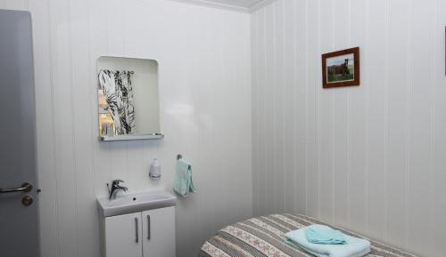 Single Room with Shared Bathroom