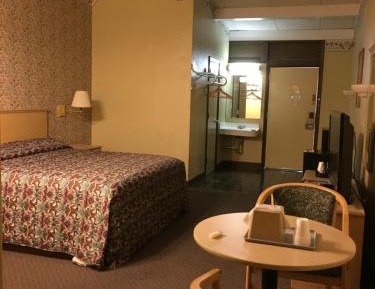 King Room with Spa Bath