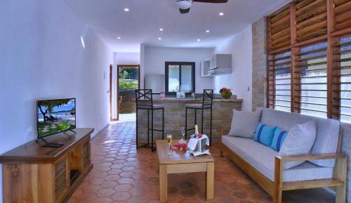 One-Bedroom Bungalow