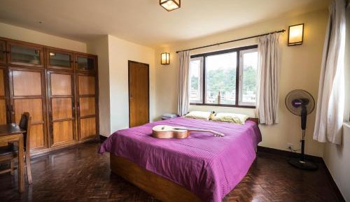 King Room with Mountain View