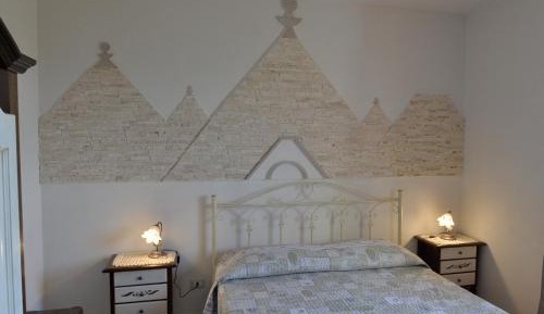 Standard One-Bedroom Apartment (2 Adults + 2 Children)