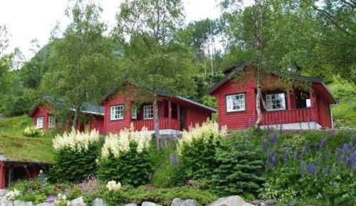 Two-Bedroom Cottage (4 Adults)