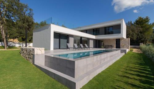 Superior Villa
