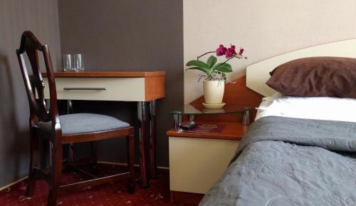 Large Double Room