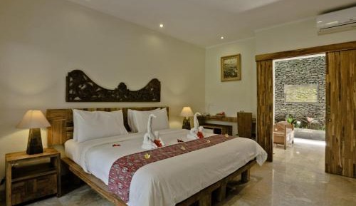 Deluxe Room - Free Welcome Massage and Afternoon Tea
