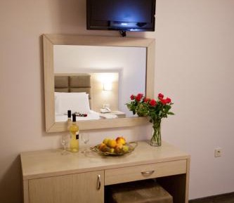 Deluxe Room with Lake View