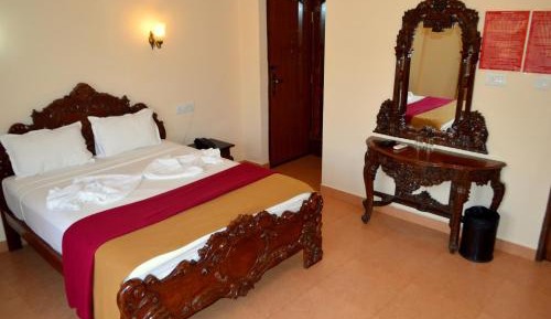 Double Room with Pool View