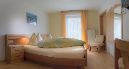 Classic Double Room with Balcony