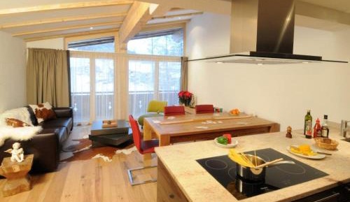 Deluxe Two-Bedroom Apartment