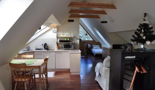 Apartment (3 Adults)