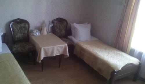 Twin Room with Shower