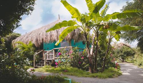Bungalow with Garden View 1