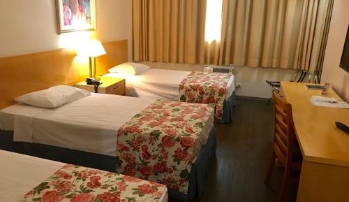 Triple Room (3 single Beds)