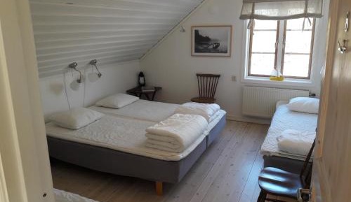 Family Room with Shared Toilet
