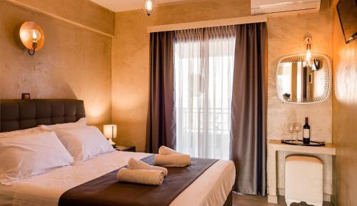 Double Room with Balcony and Sea View