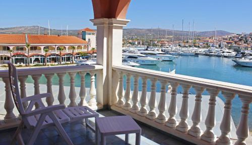 King Suite with Balcony