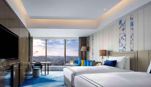 Luxury Twin Room