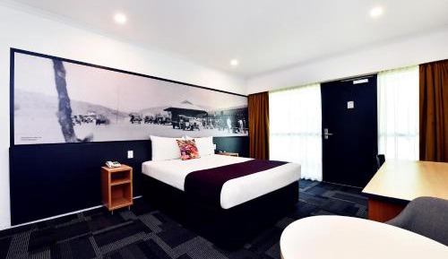 Standard Twin Room with One Double Bed and One Single Bed