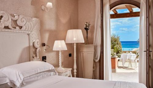 Deluxe Double Room Sea Side