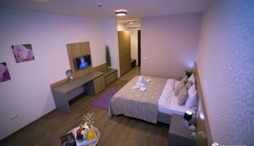 Standard Twin Room with Sofa