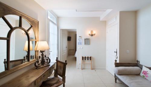Suite (2 Adults)