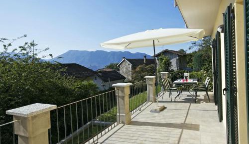 Two-Bedroom Apartement with Balcony