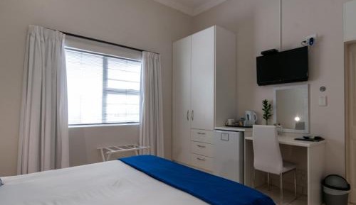  Double Room 8