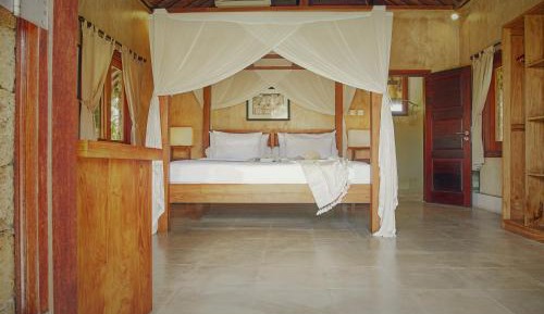 Deluxe Bungalow with Garden View